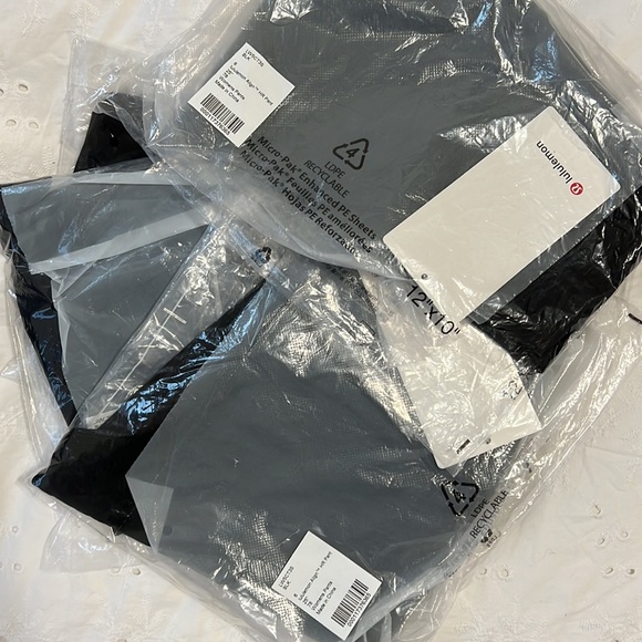 Lululemon Tights - Picture 6 of 9